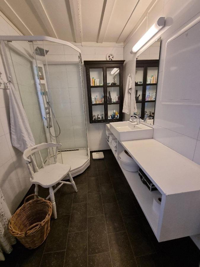 Koselig Leilighet Midt I Sentrum Apartment Skjervoy Bagian luar foto